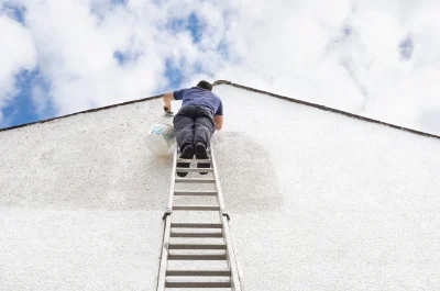 Peinture extérieure à la Chapelle-Thémer — façades et ravalement